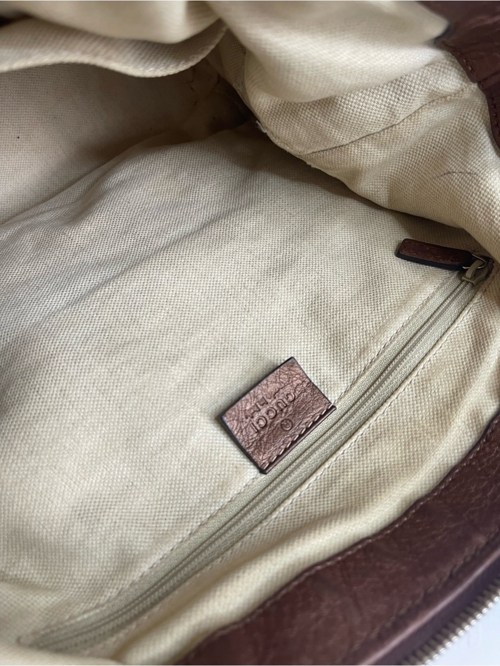 Gucci Sukey top handle bag with dust bag - Picture 13 of 16